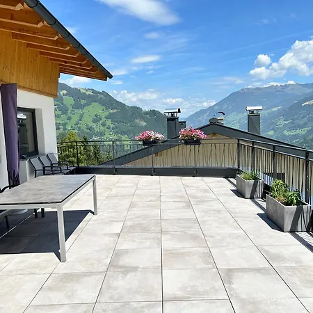 Haus Heimat - Enzian Apartmán *